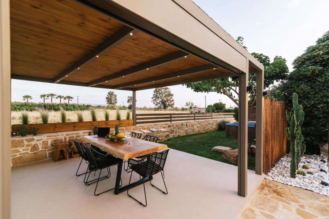 Villa Repsimia With Private Jacuzzi Kokkinos Pyrgos Dış mekan fotoğraf